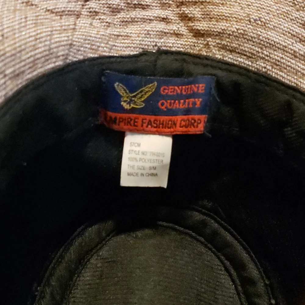 Hat - Picture 3 of 3